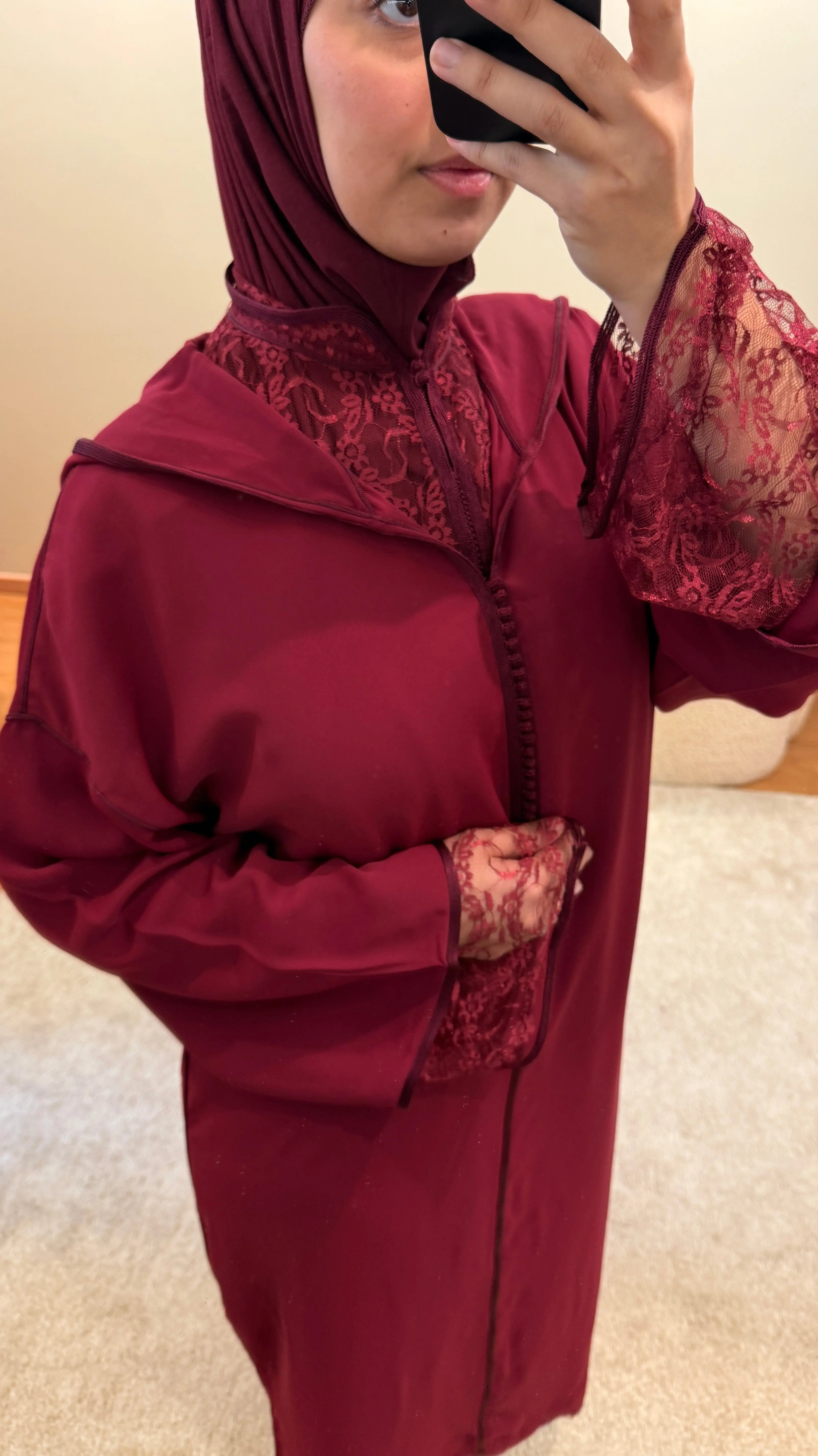 Jellaba Dentelle Bordeau Caftan Assala