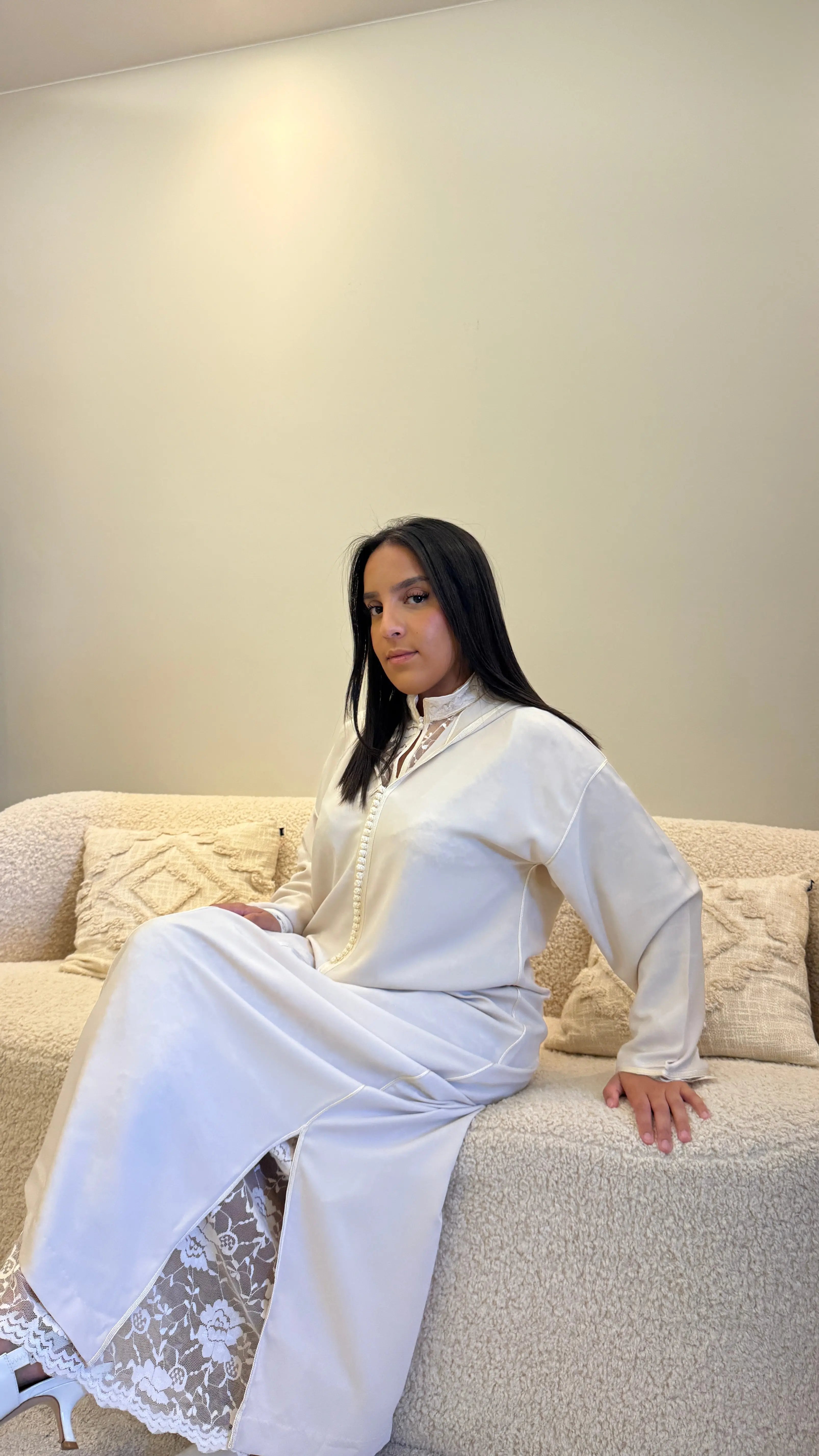 Jellaba Dentelle Blanc Cassé Caftan Assala
